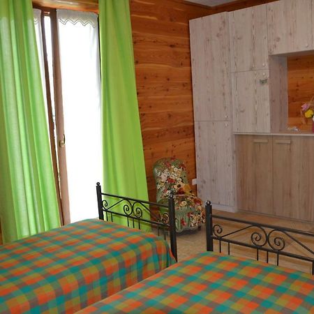 B&B L'Albero E Le Stelle 보르고 산 달마쪼 외부 사진