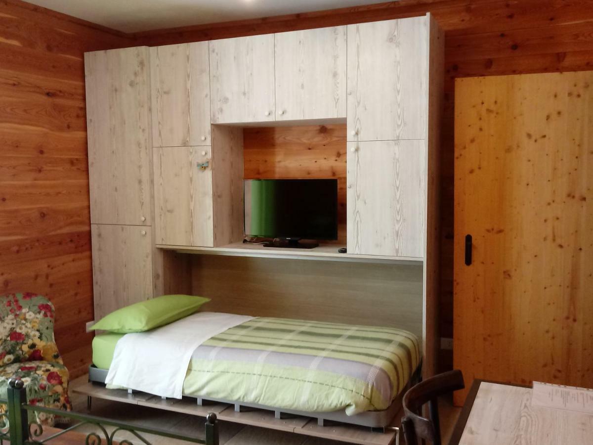 B&B L'Albero E Le Stelle 보르고 산 달마쪼 외부 사진